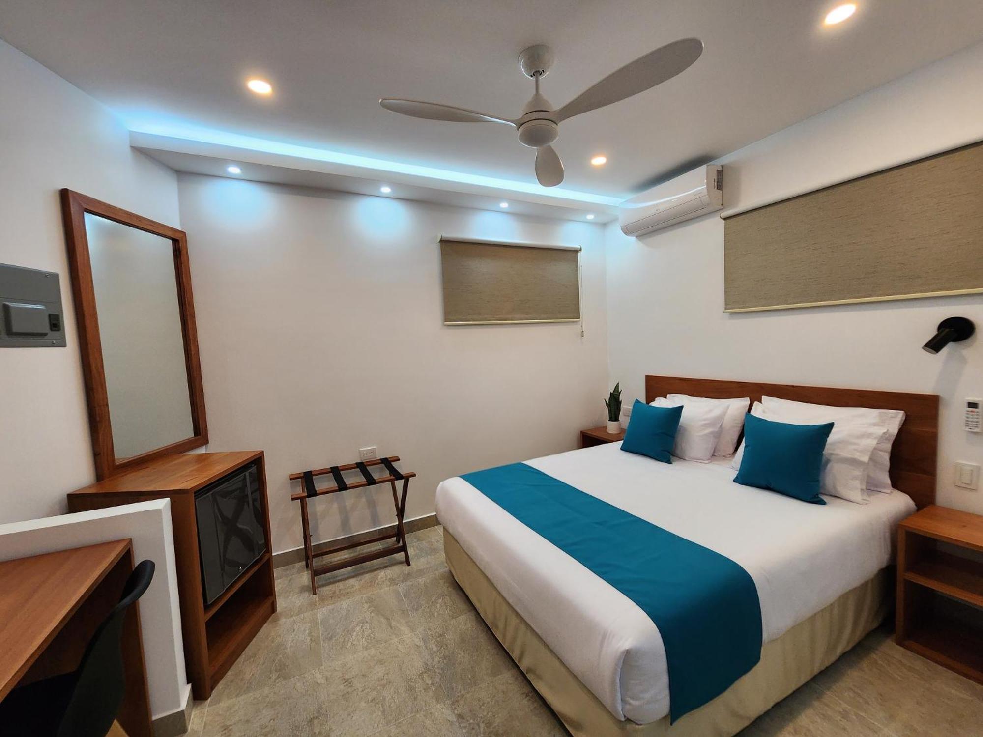 Casa Galapagos By Hostal Fragata Пуэрто-Айора Экстерьер фото