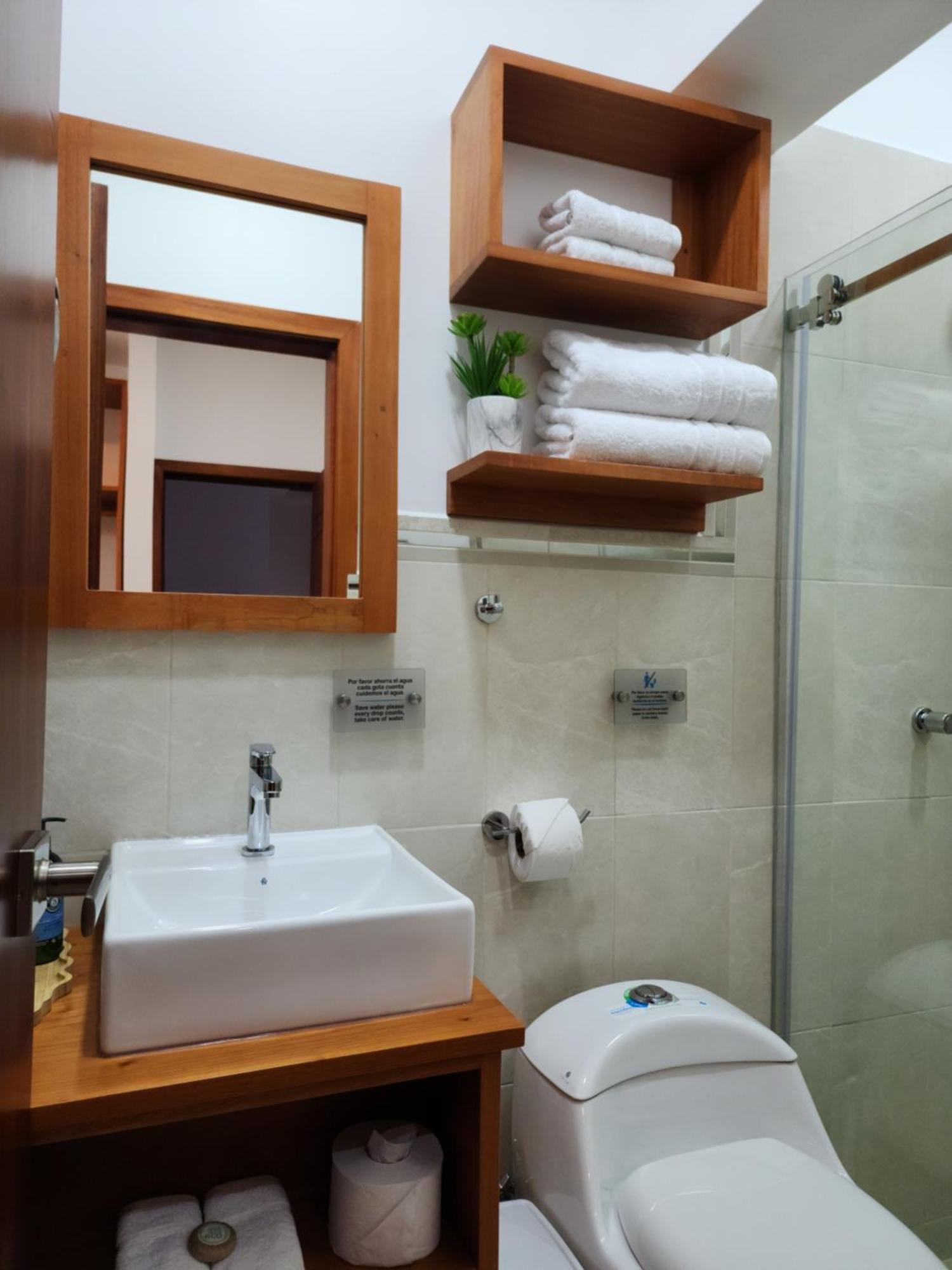 Casa Galapagos By Hostal Fragata Пуэрто-Айора Экстерьер фото